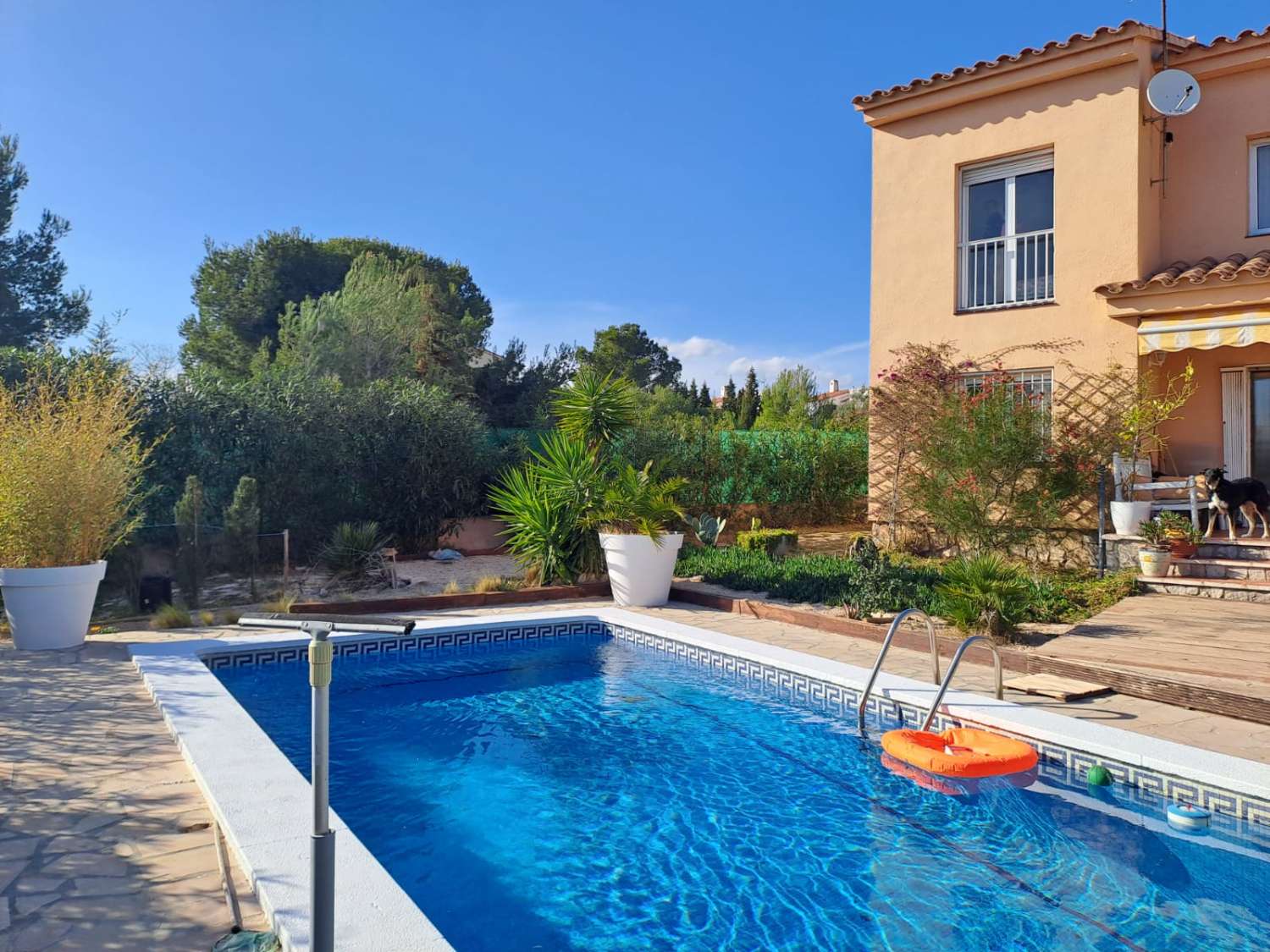 Detached house with private pool