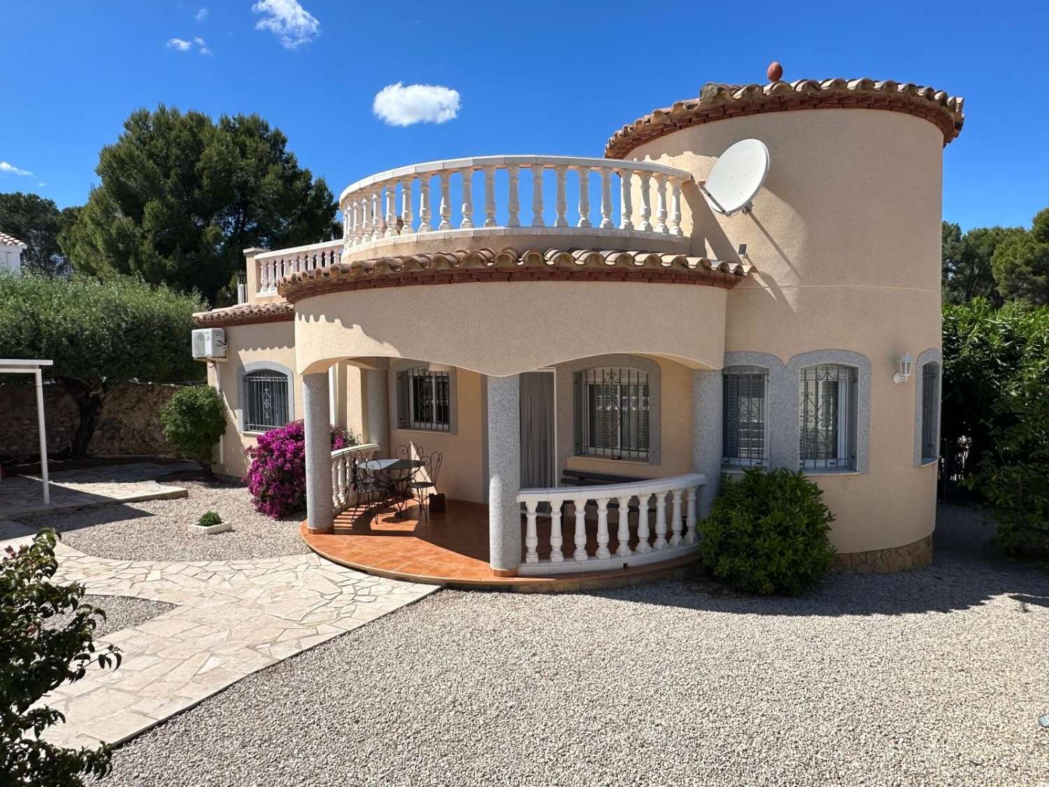 Villa con piscina privada en Las Tres Calas