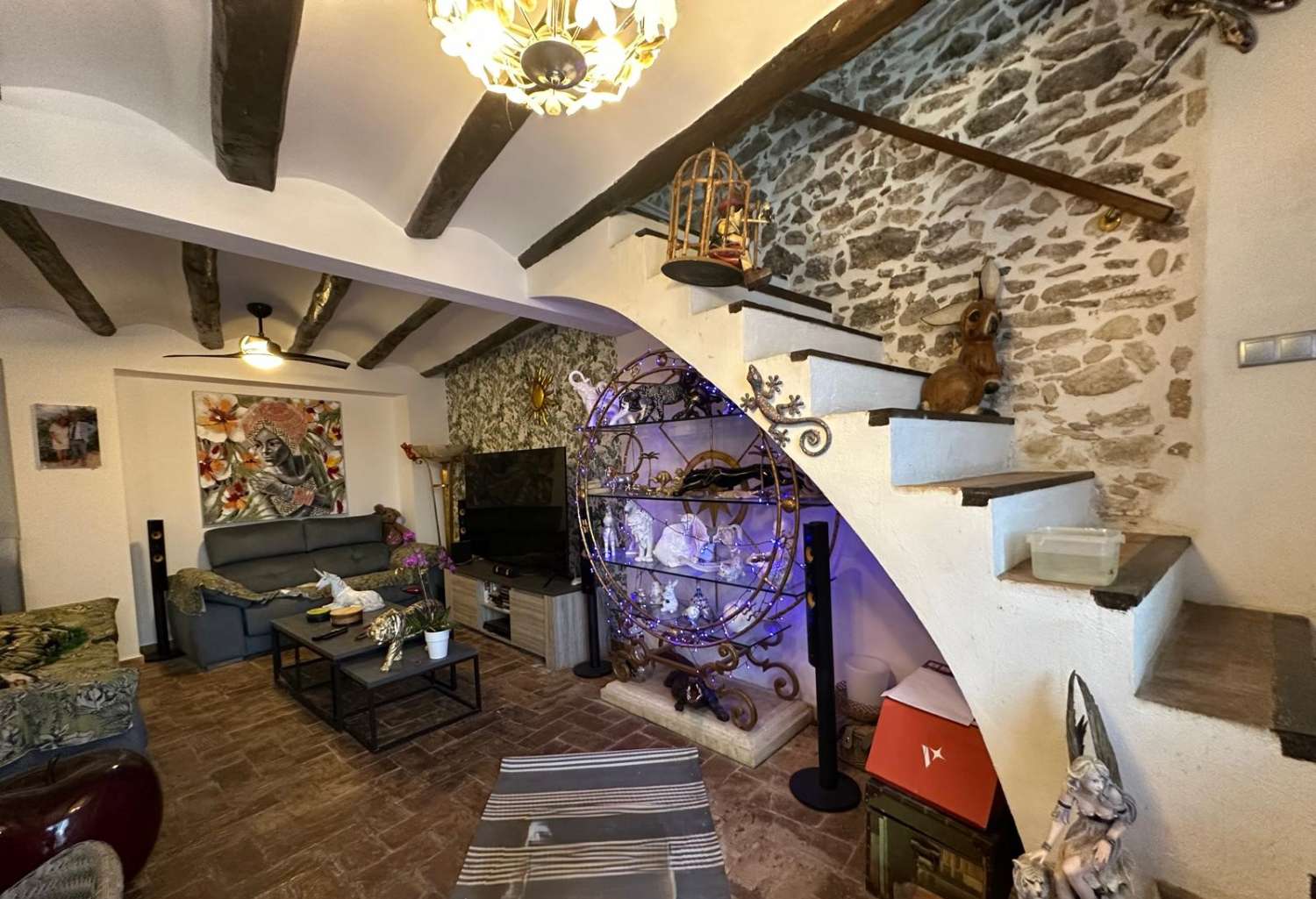 EXCEPTIONAL! For nature and animal lovers, Country house with 20 hectares of land