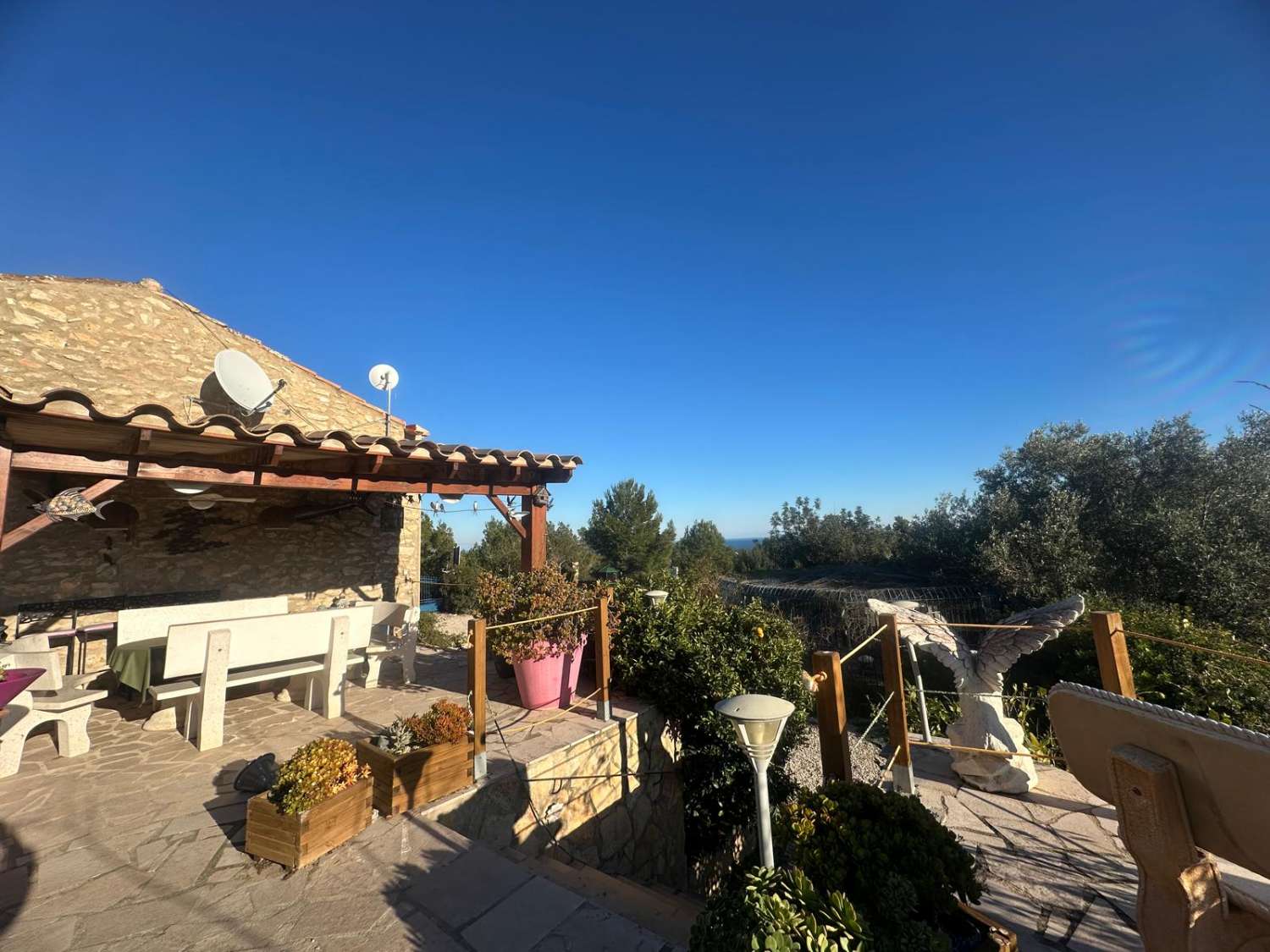 EXCEPTIONAL! For nature and animal lovers, Country house with 20 hectares of land