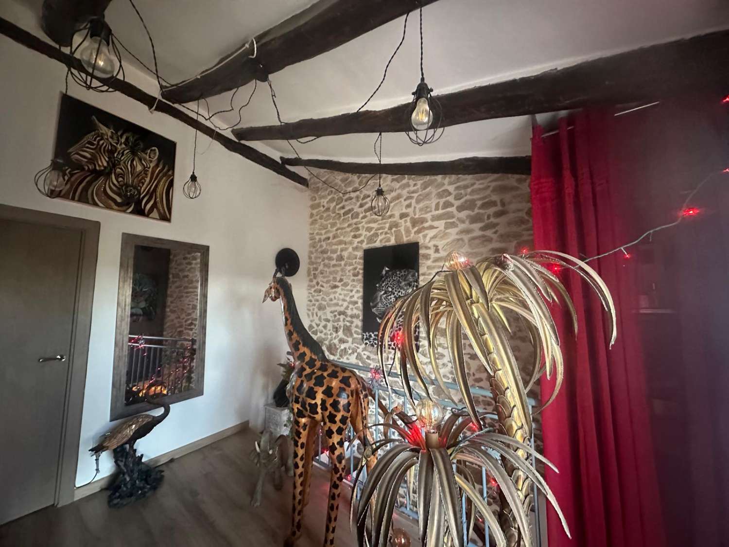 EXCEPTIONAL! For nature and animal lovers, Country house with 20 hectares of land