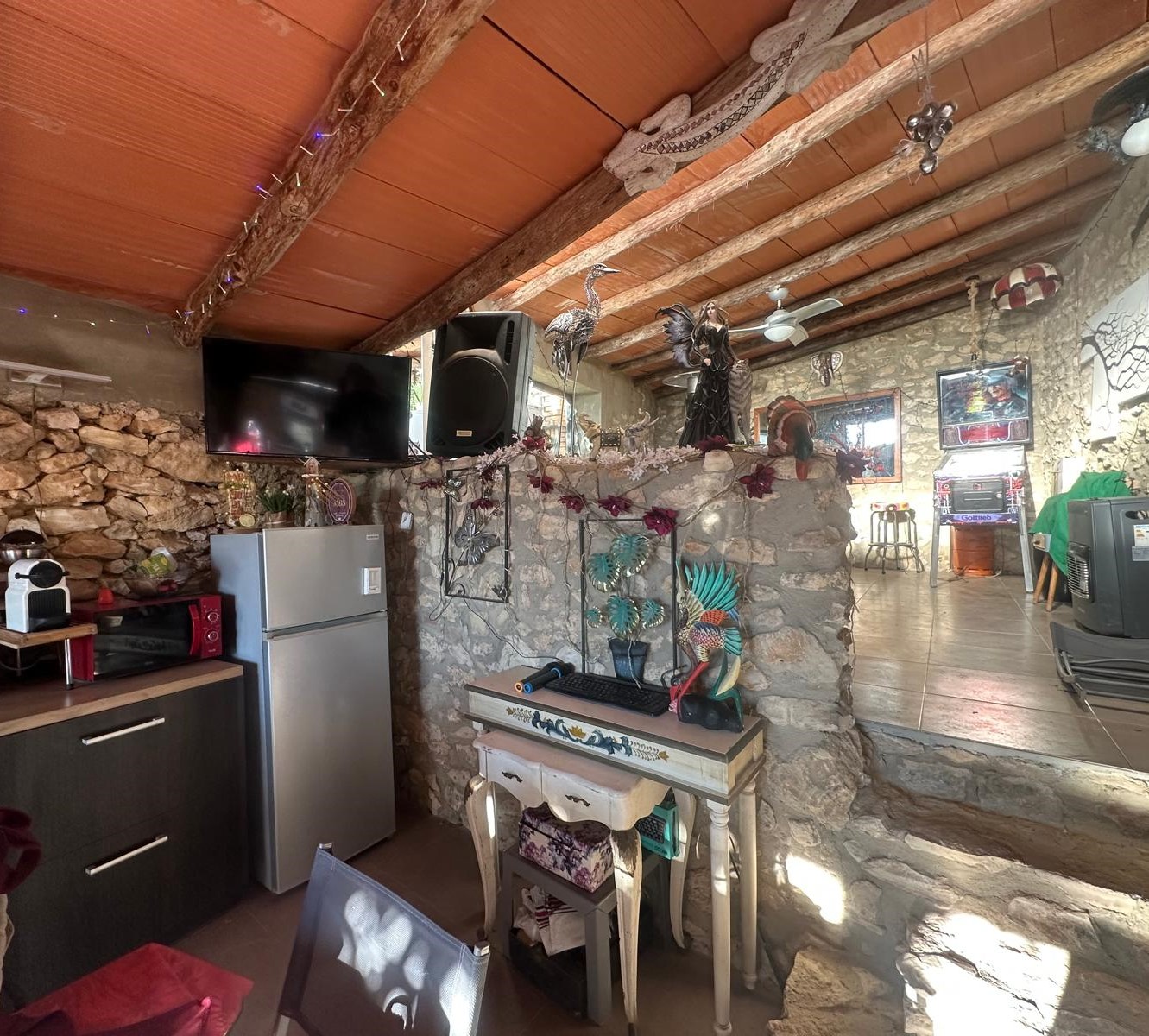 EXCEPTIONAL! For nature and animal lovers, Country house with 20 hectares of land