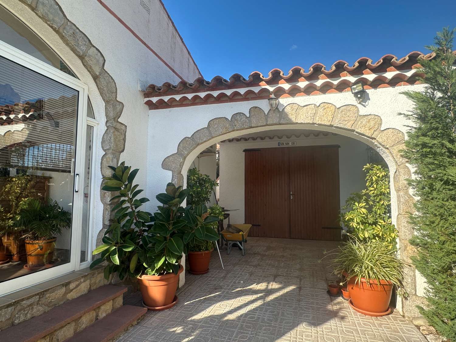 Chalet en Centre Miami Platja con piscina privada