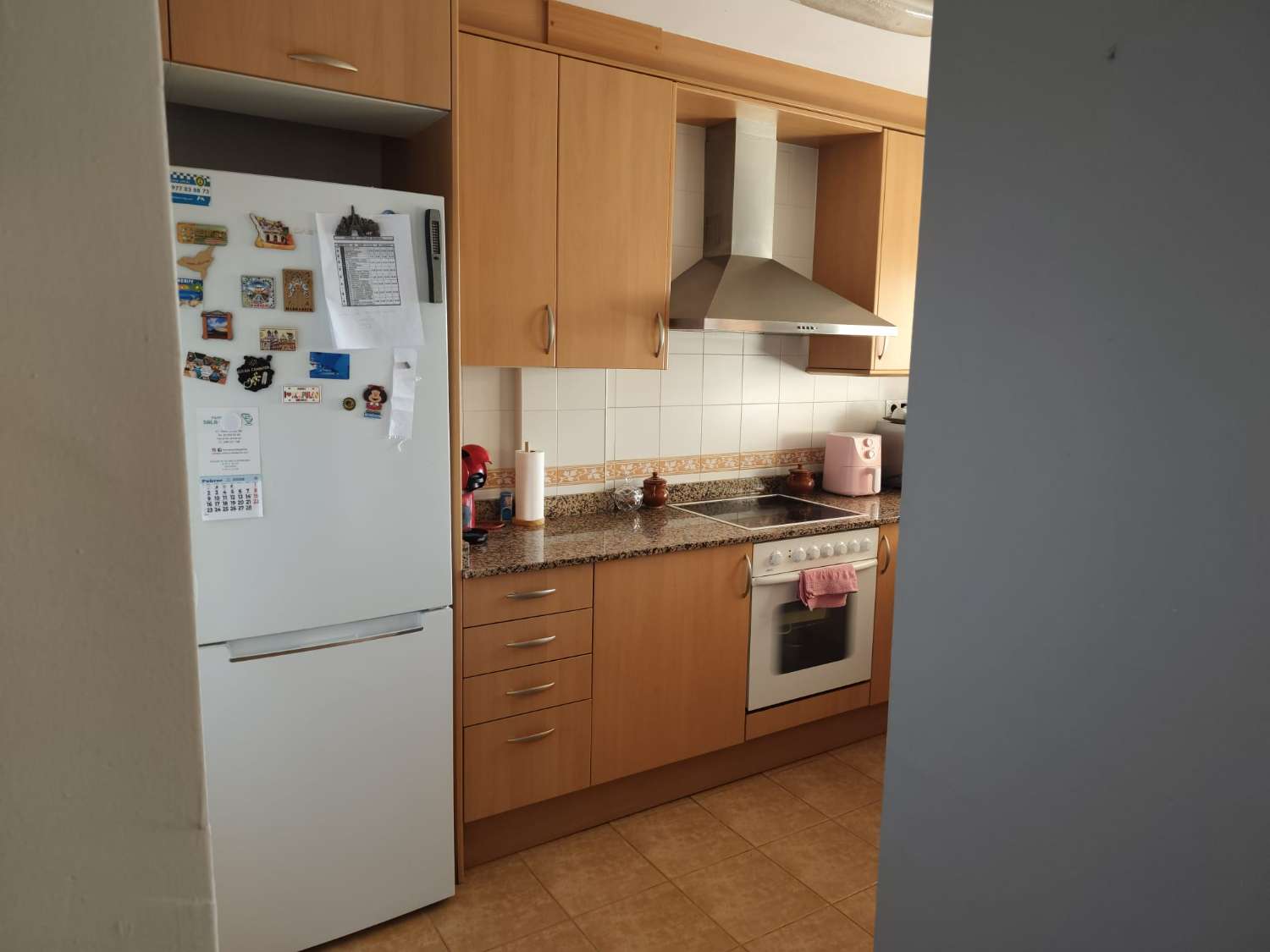 Casa adosada esquinera en Mont Roig del Camp