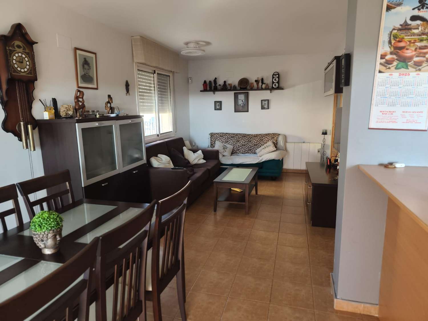 Casa adosada esquinera en Mont Roig del Camp