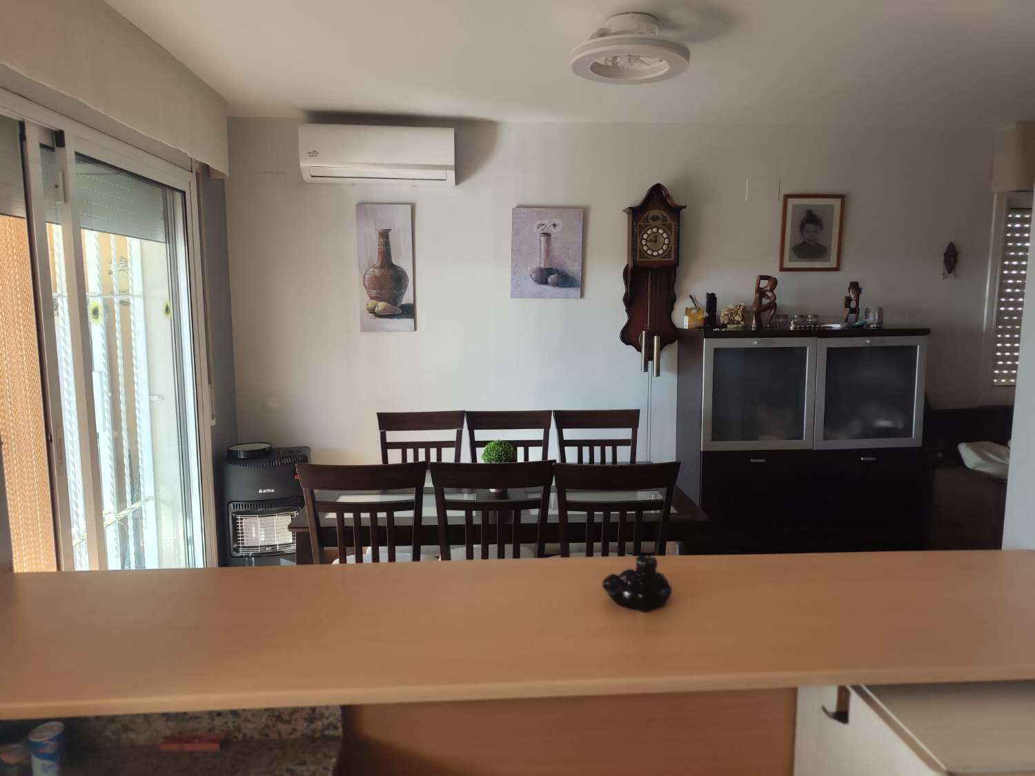 Casa adosada esquinera en Mont Roig del Camp