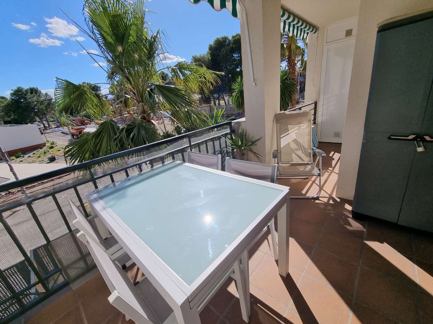 Appartement au cœur de Miami Platja, à seulement 200 mètres de la plage.
