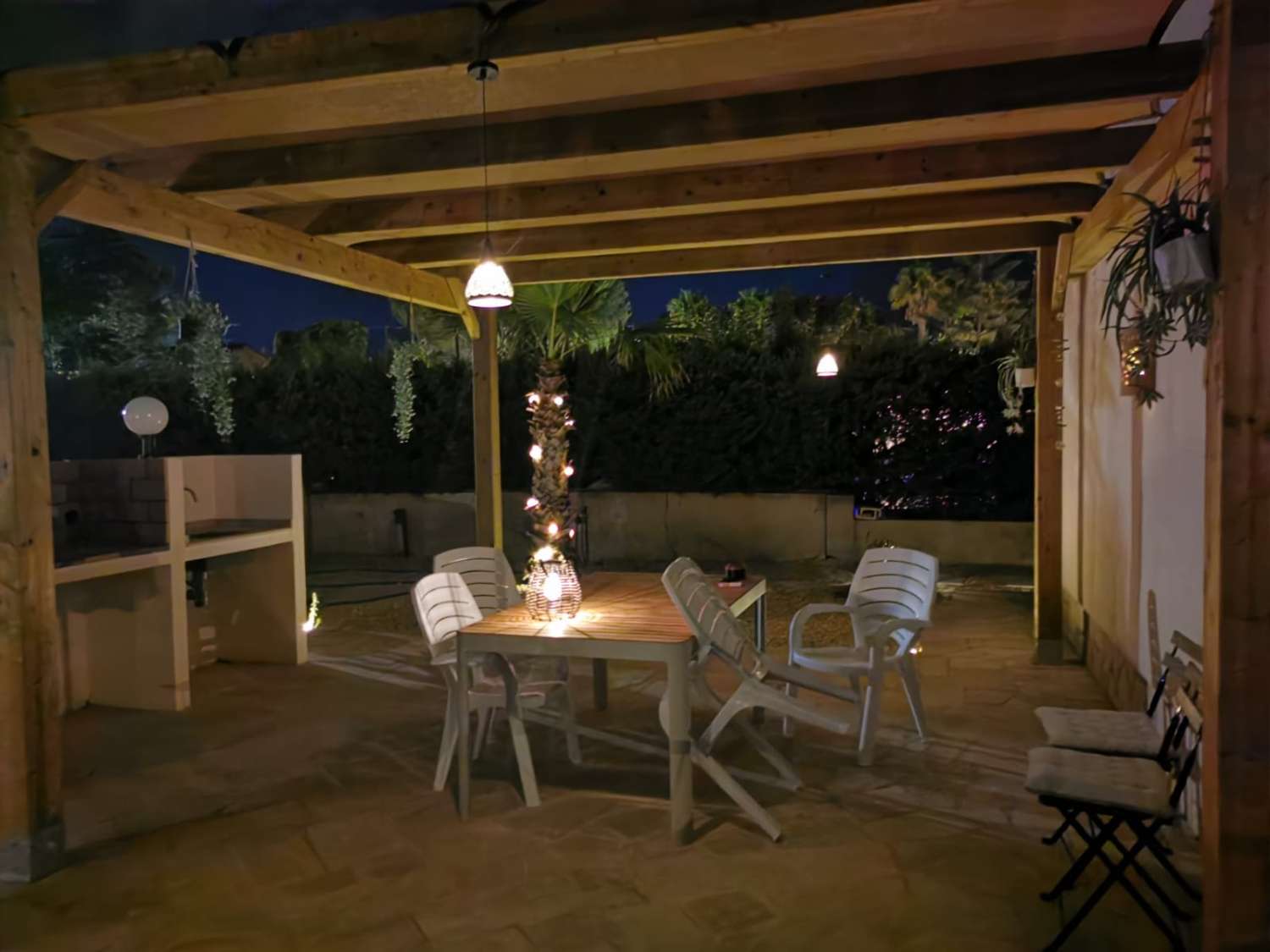 ¡Nueva casa unifamiliar con piscina privada!
