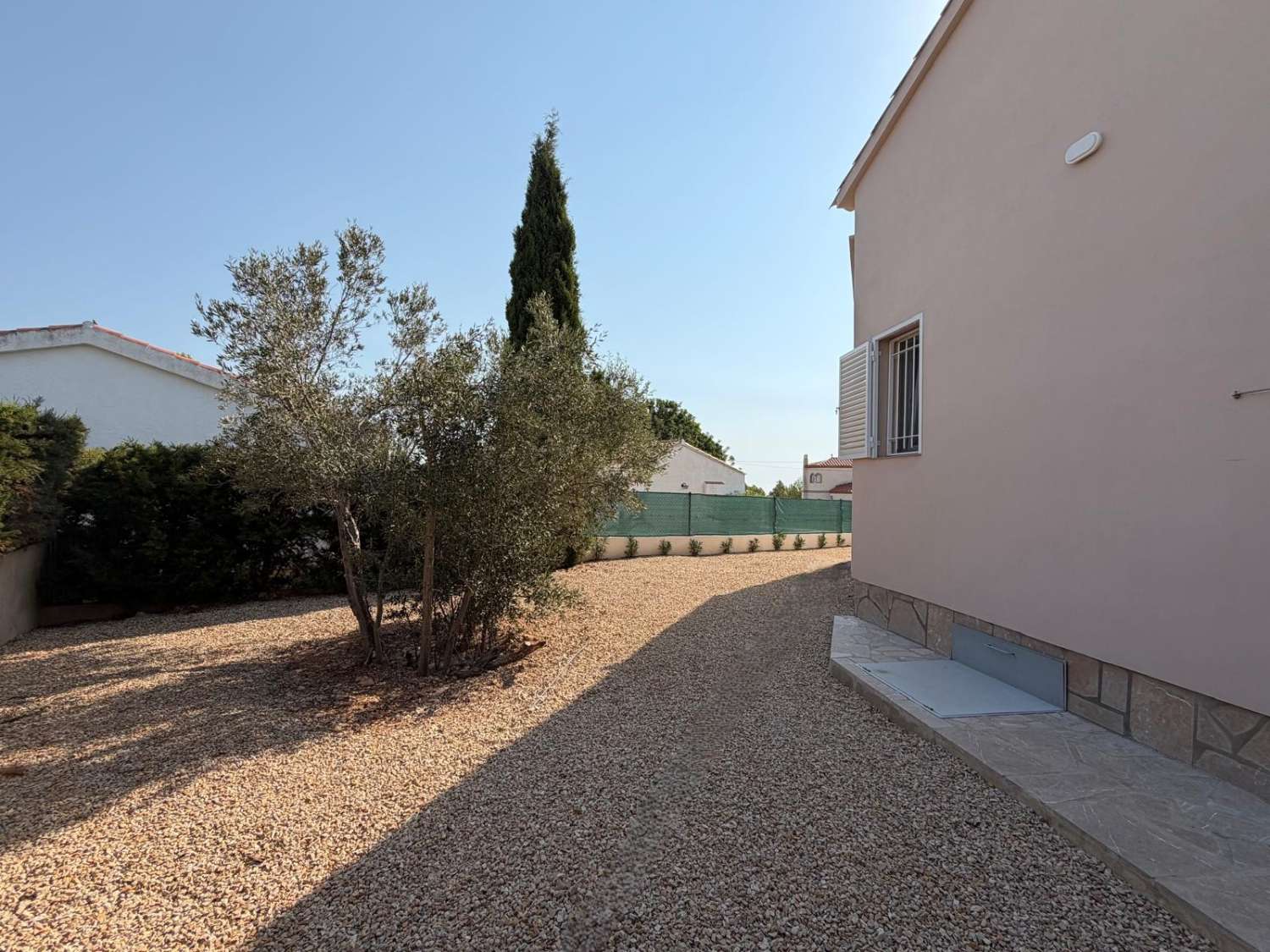 ¡Nueva casa unifamiliar con piscina privada!