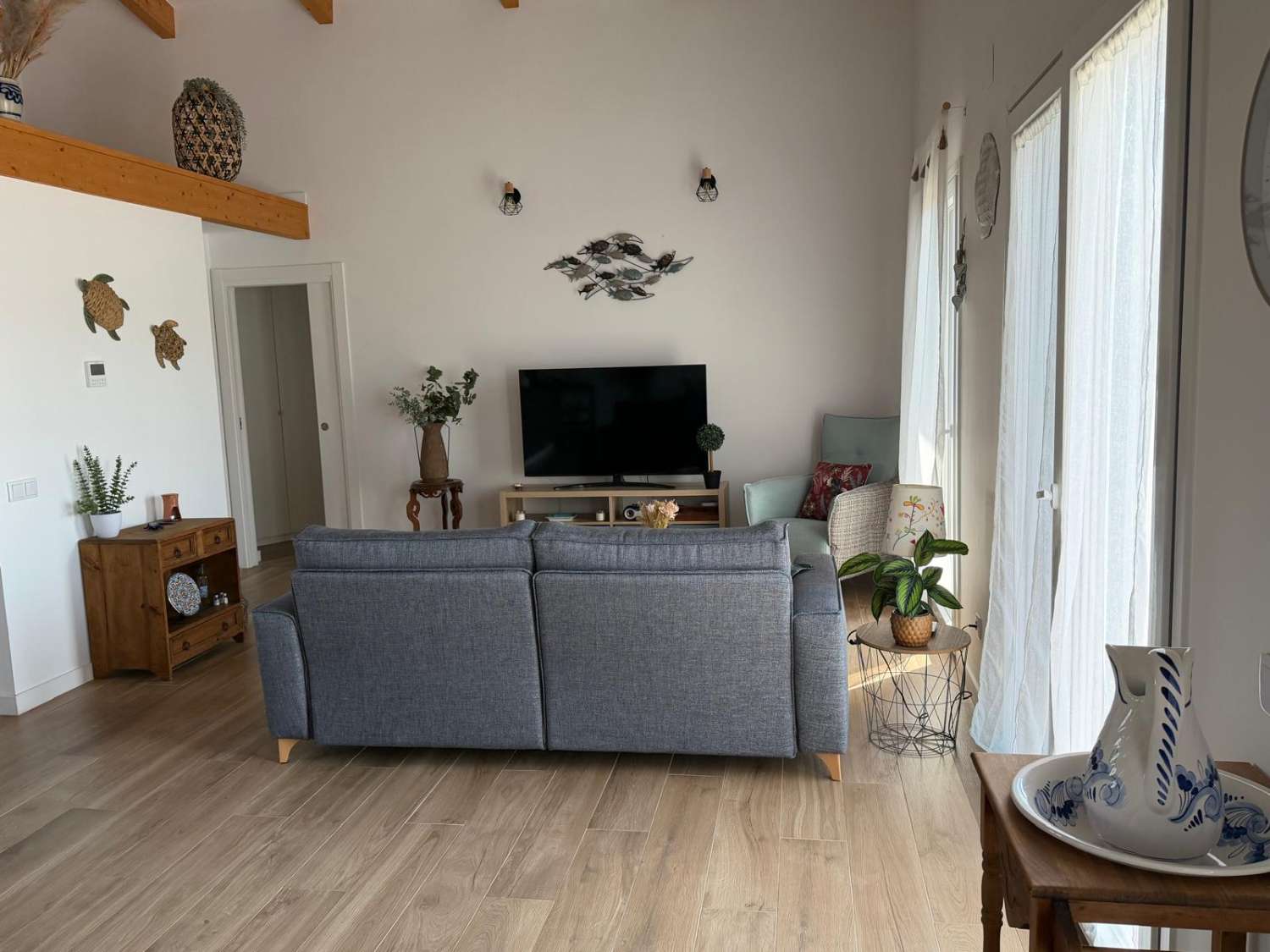 ¡Nueva casa unifamiliar con piscina privada!