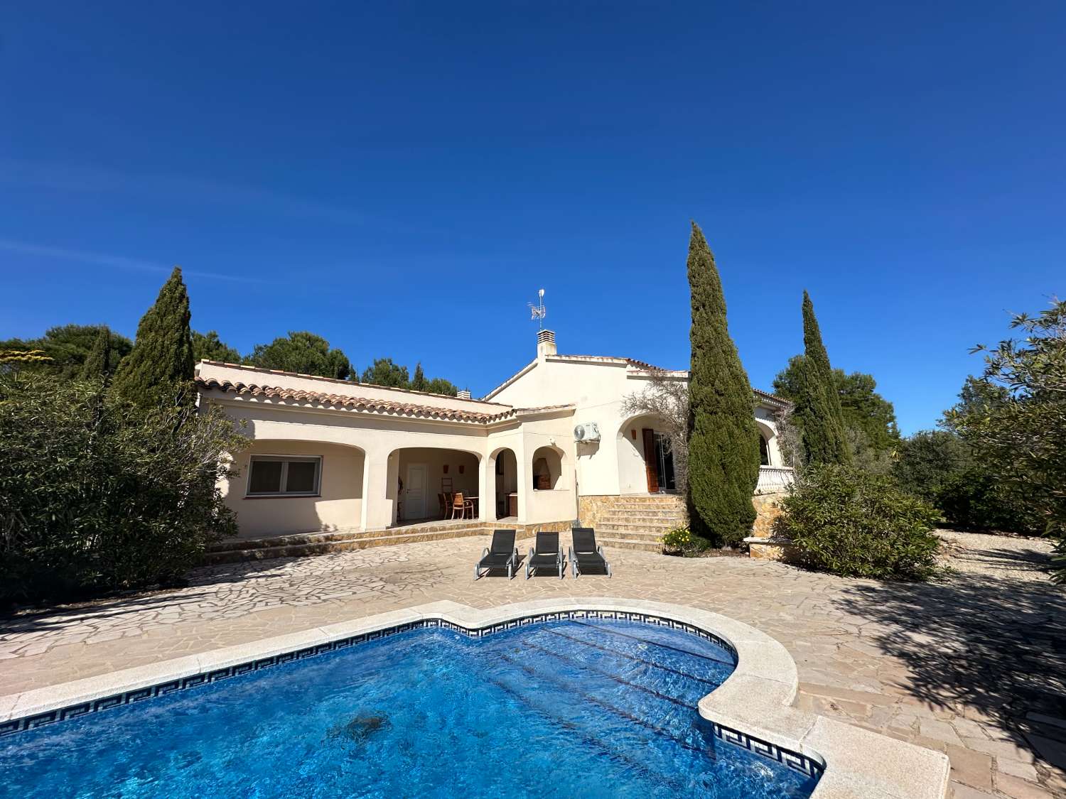 Casa independiente con piscina privada en Sant Jordi d'Alfama