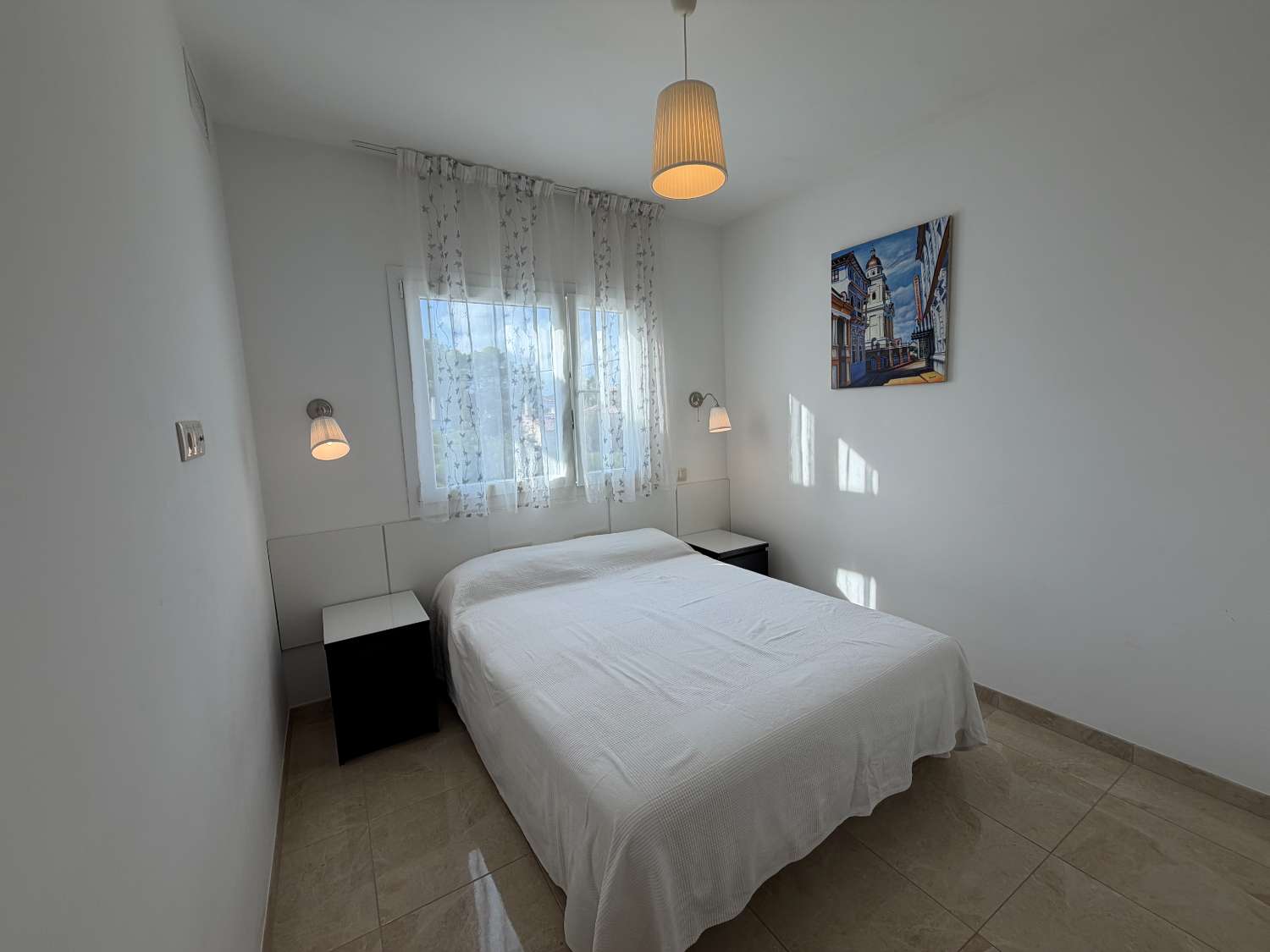 Casa moderna con piscina a 450m de la playa