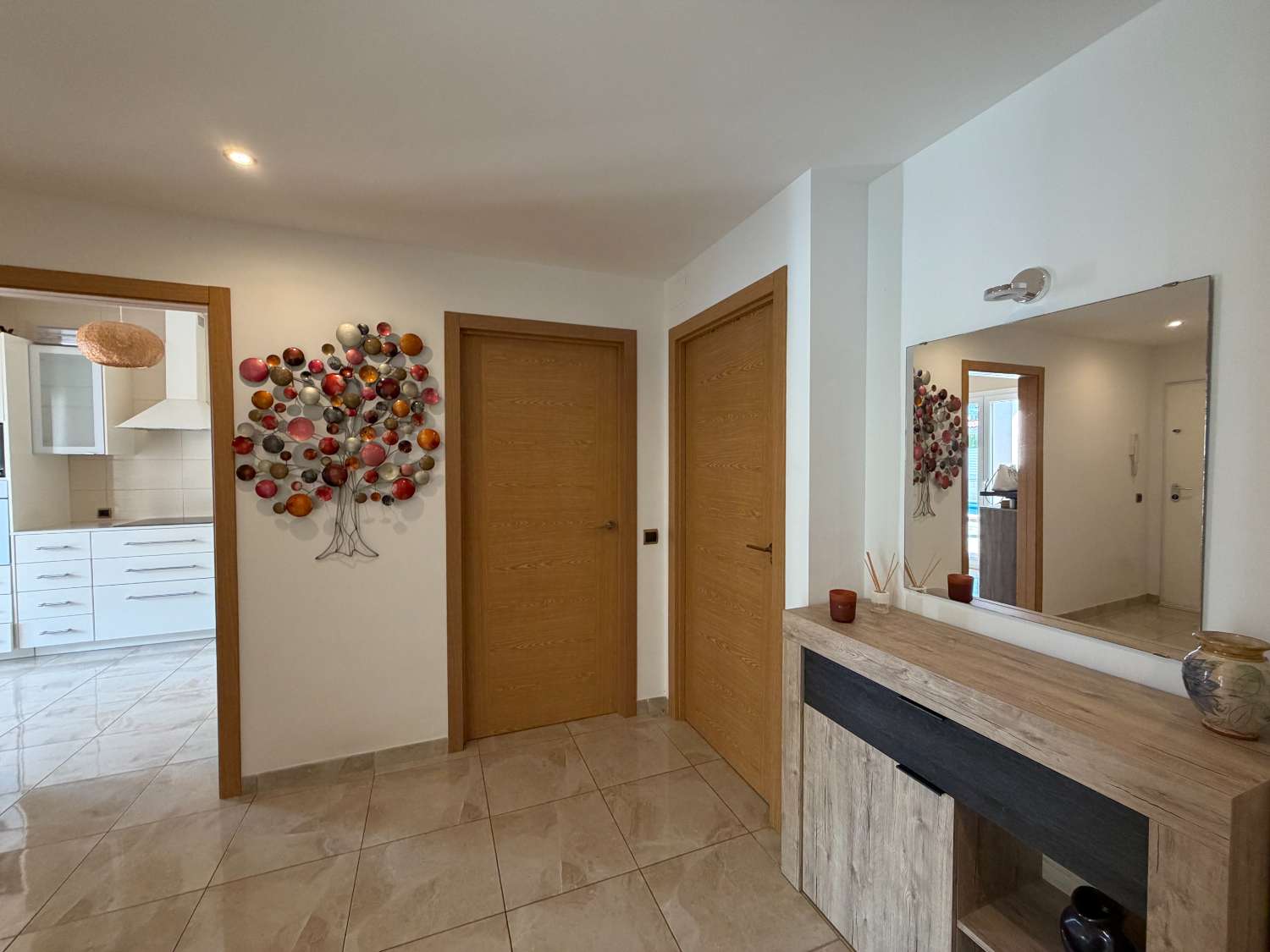 Casa moderna con piscina a 450m de la playa