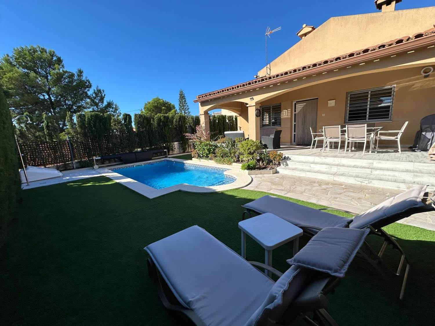 08 Canarias - Villa with private pool in Miami Platja