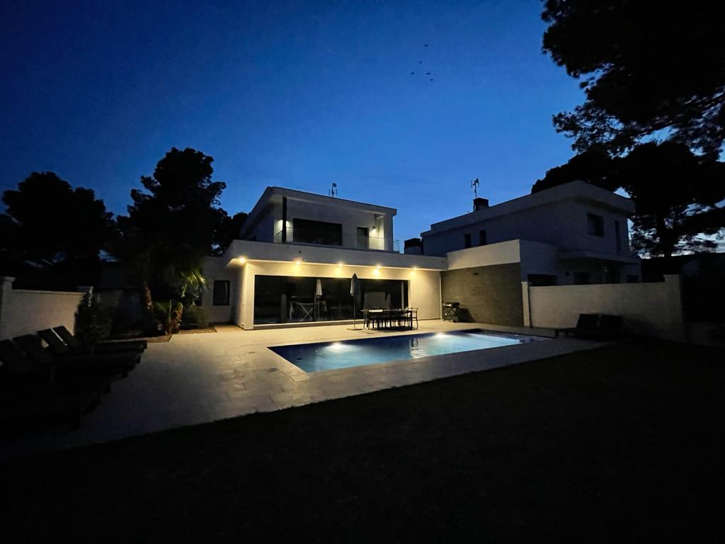 Belle villa de luxe moderne à Las Tres Calas