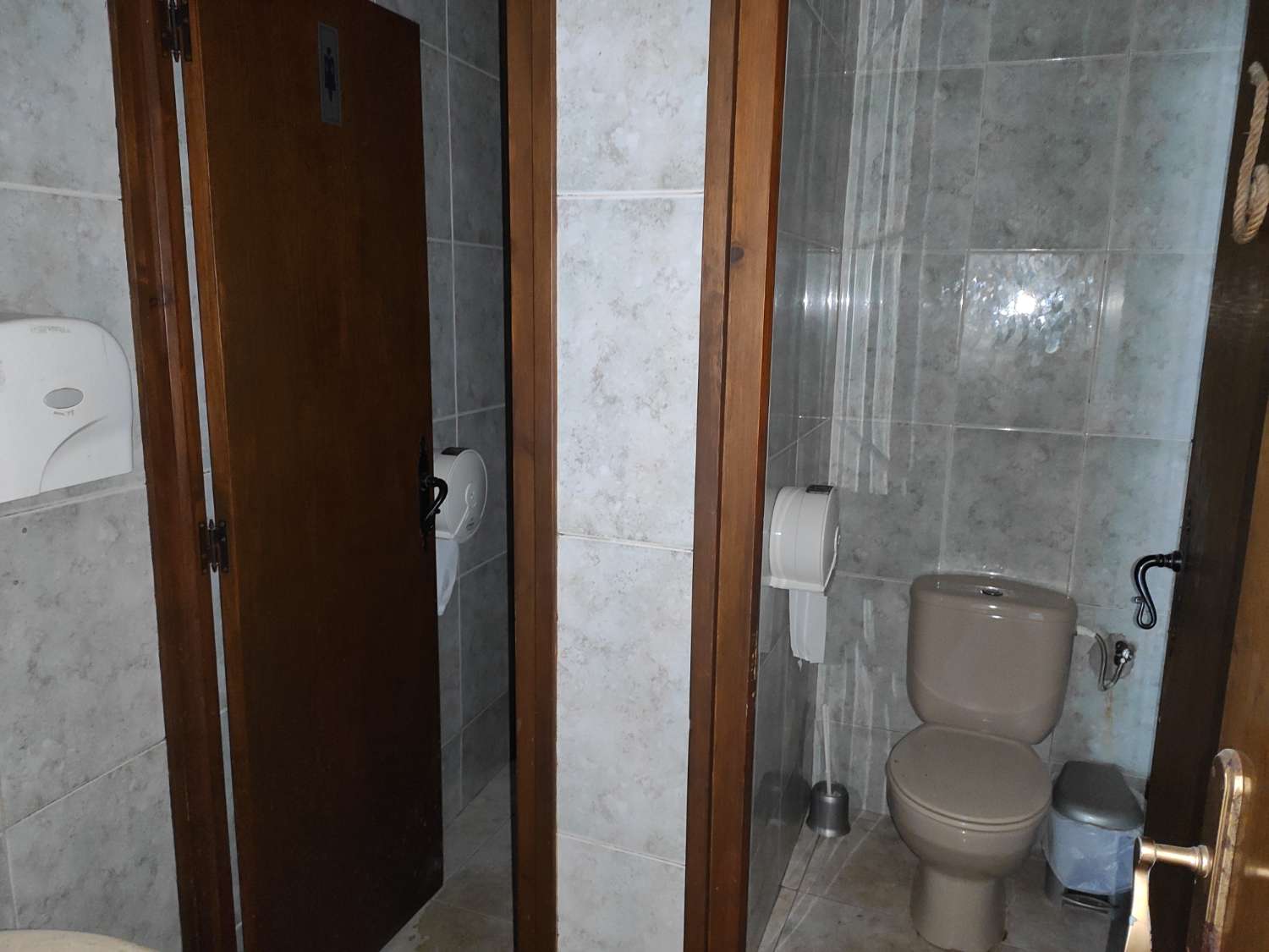 Local en alquiler en el centro de L'Ametlla de Mar