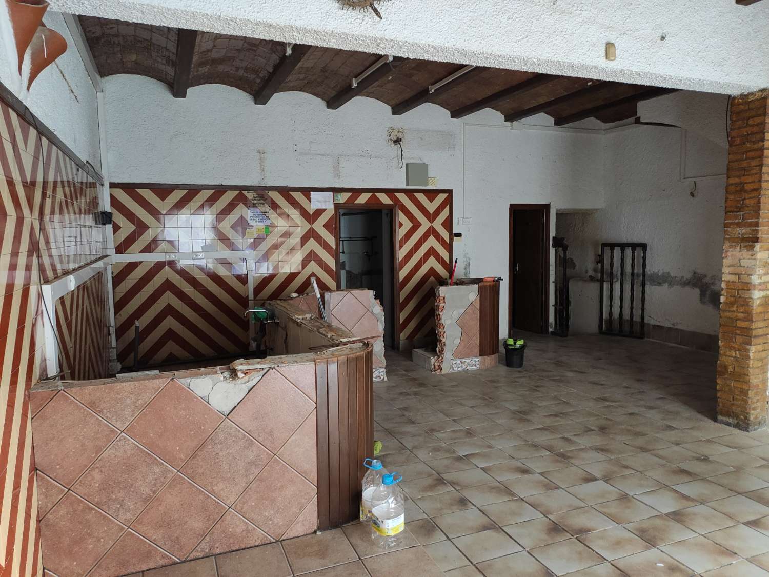 Local en alquiler en el centro de L'Ametlla de Mar