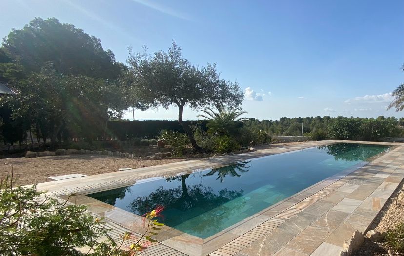 Belle maison avec magnifique piscine mirroir à Las Tres Calas