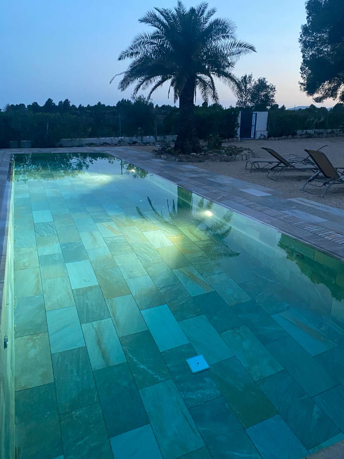 Preciosa casa con magnífica piscina espejo en Las Tres Calas