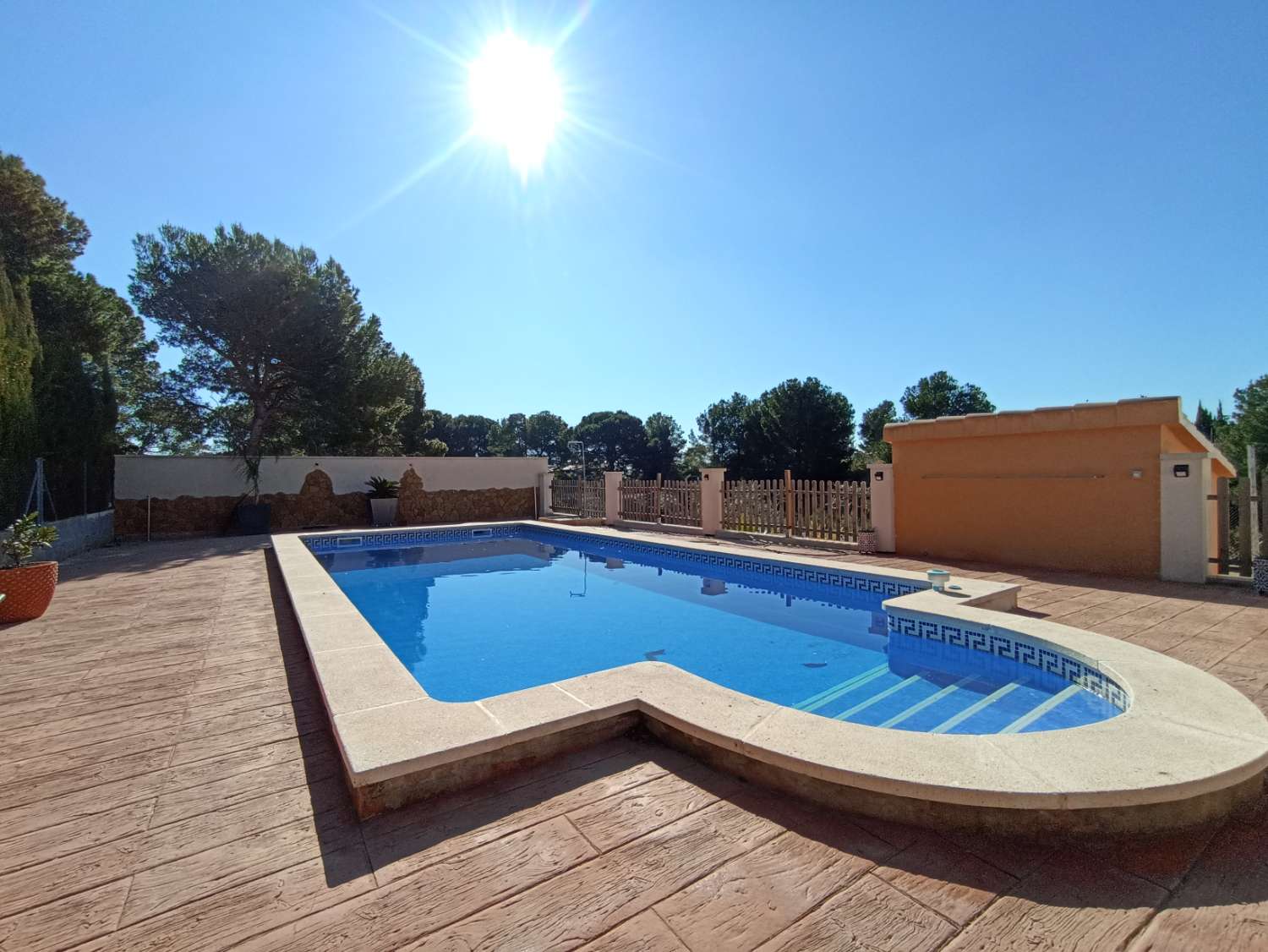 Grande casa con piscina en Les Tres Cales