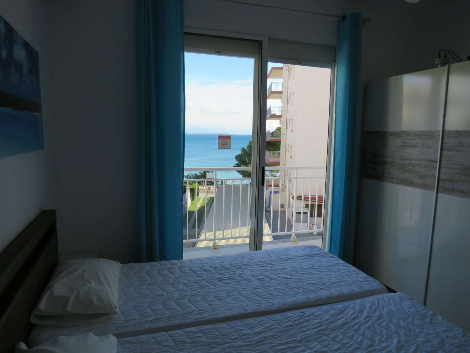 Beautiful apartment in Miami Platja with sea view 50 meters from the coves