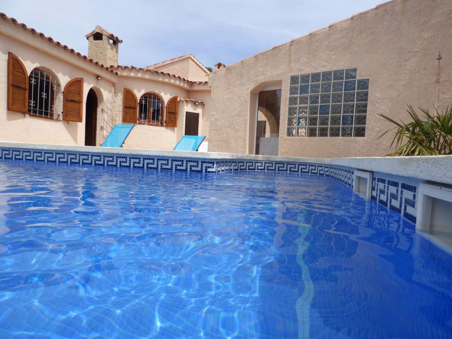 Bonito xalet amb piscina a les Tres Cales a prop de la platja!