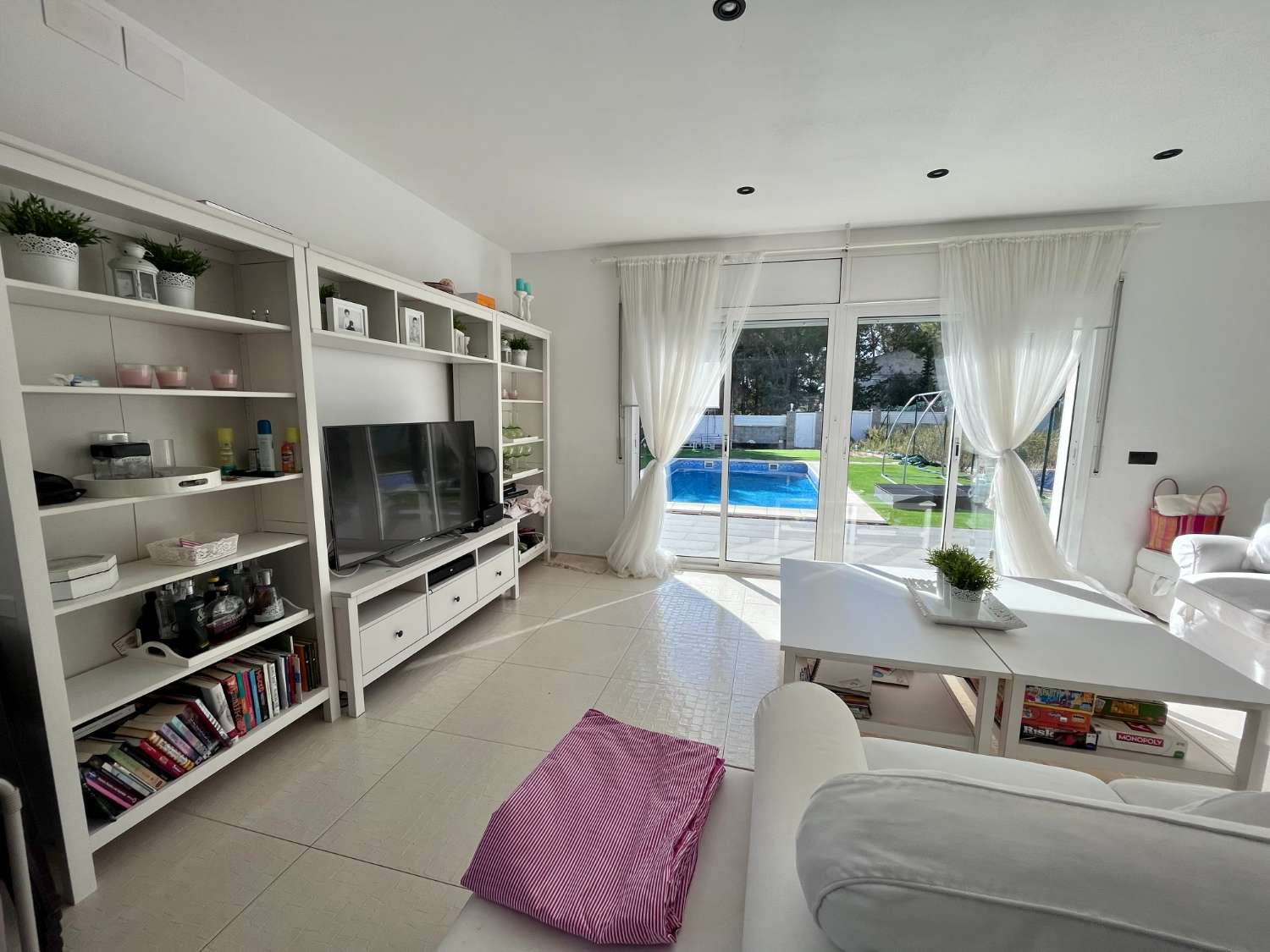 Preciosa casa adossada amb piscina privada a Las Tras Calas