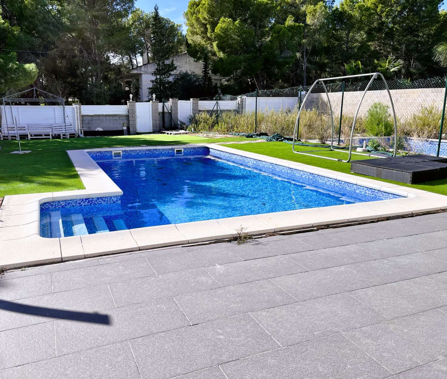 Belle maison mitoyenne avec piscine privée à Las Tras Calas