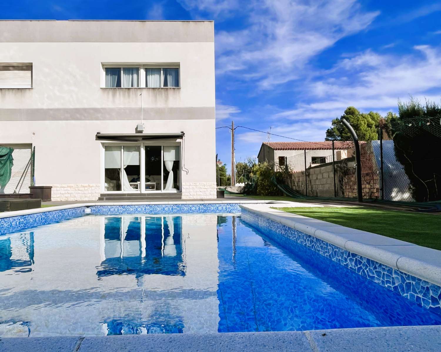 Preciosa casa adossada amb piscina privada a Las Tras Calas