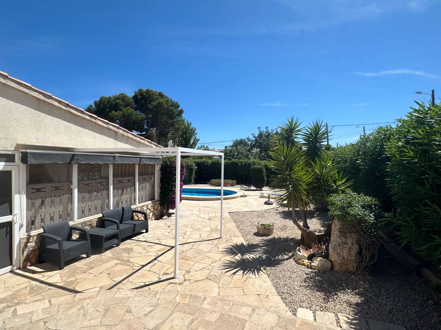 Schöne Villa mit privatem Pool in Les Tres Cales