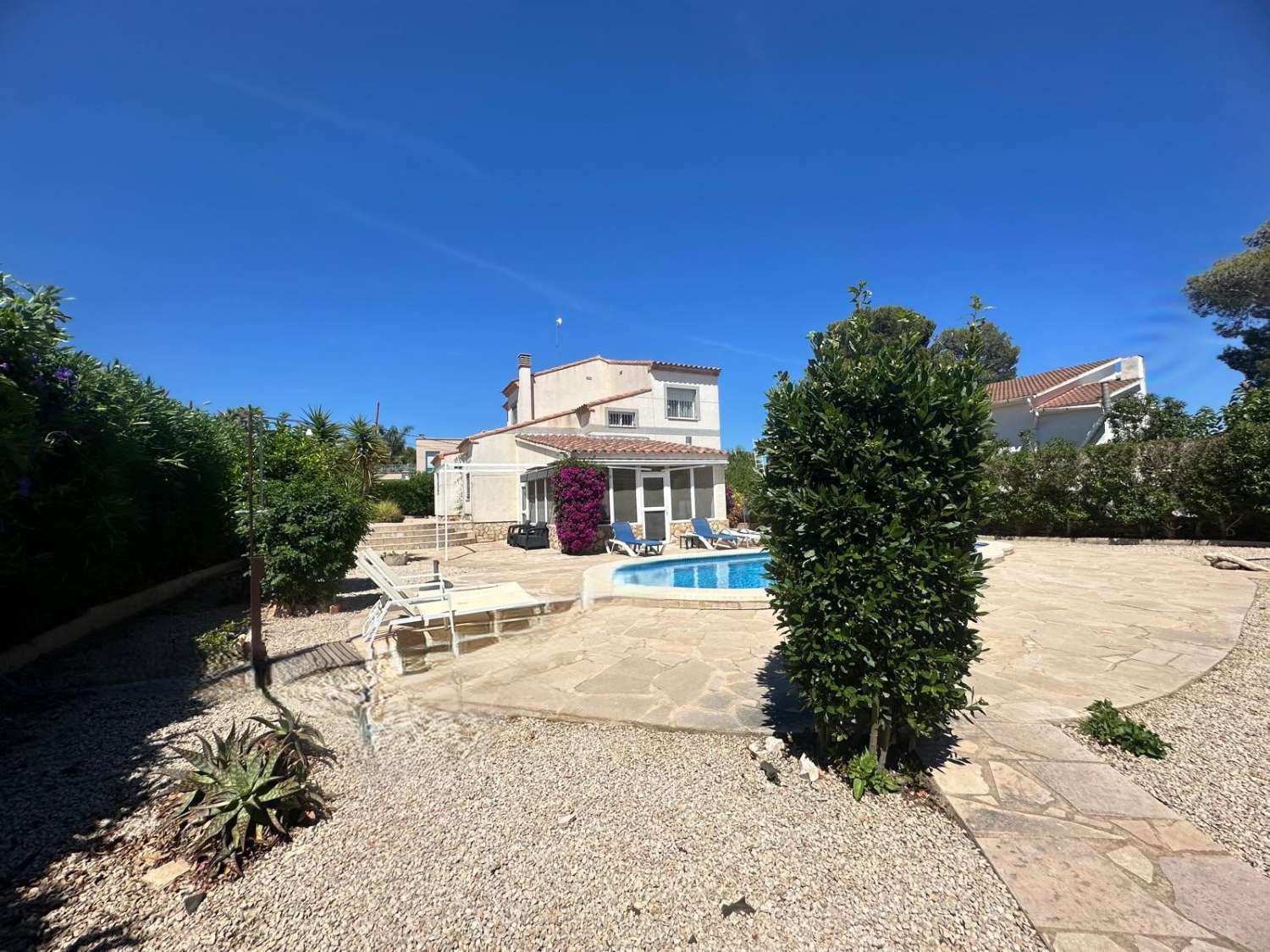 Schöne Villa mit privatem Pool in Les Tres Cales