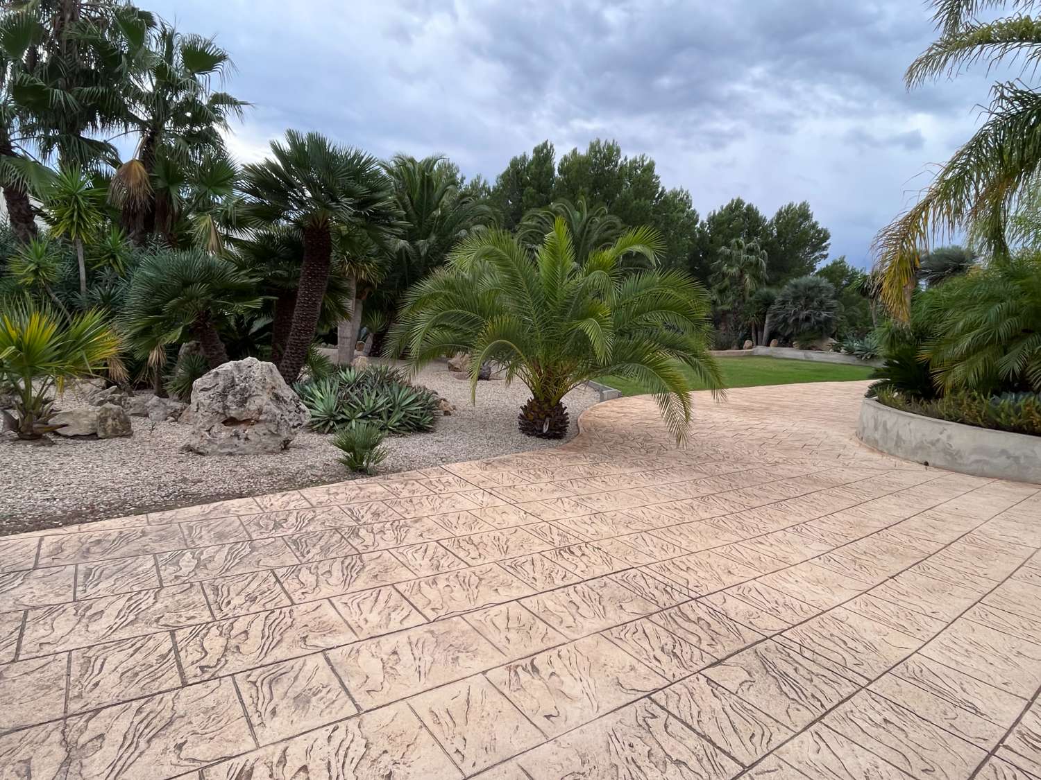 Große Villa mit privatem Pool in St. Jordi d'Alfama