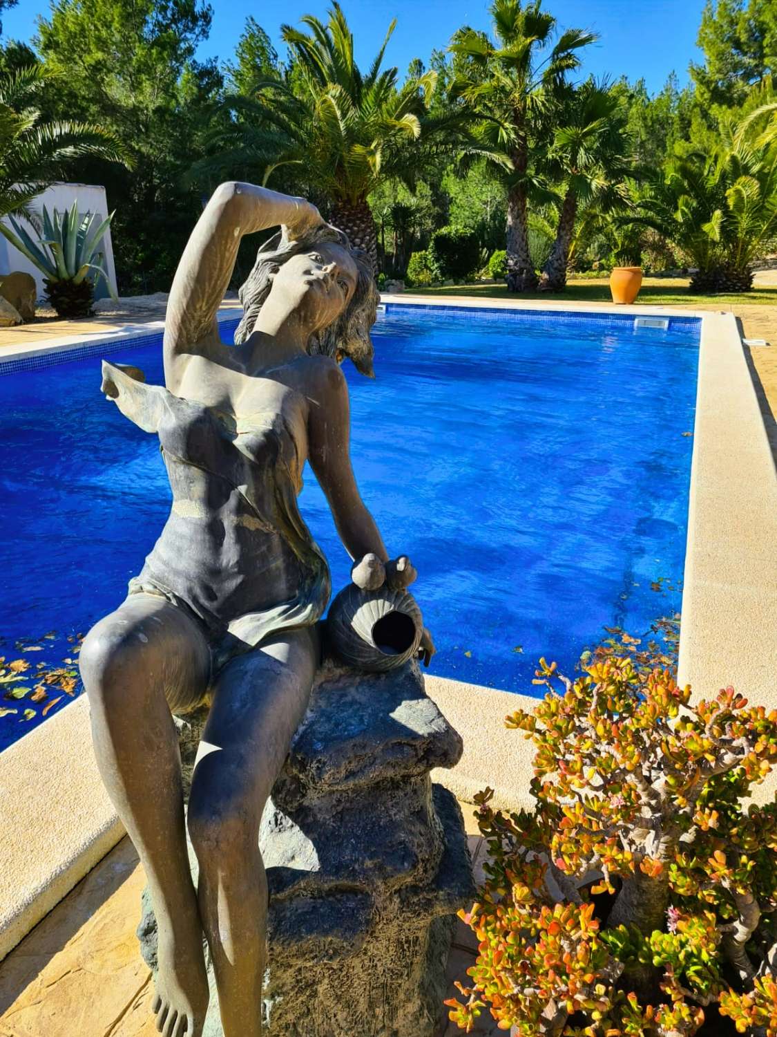 Große Villa mit privatem Pool in St. Jordi d'Alfama
