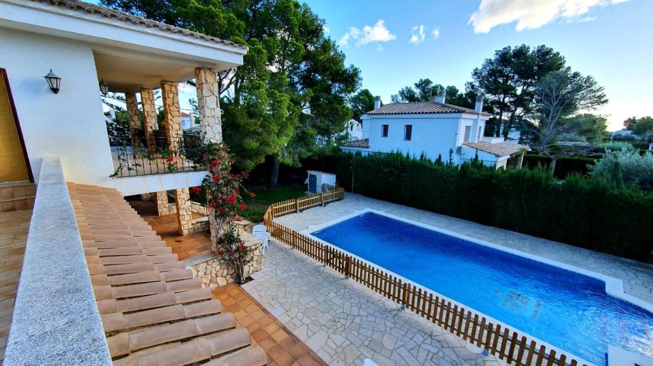 Villa for sale in Les Tres Cales (L'Ametlla de Mar)