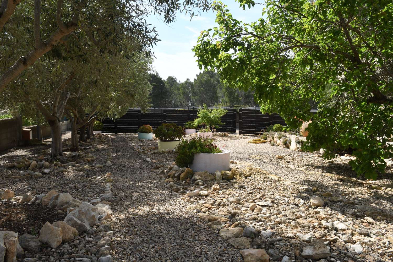 YOU LIKE TRANQUILITY! Property in the middle of nature just 10 minutes from the beach!