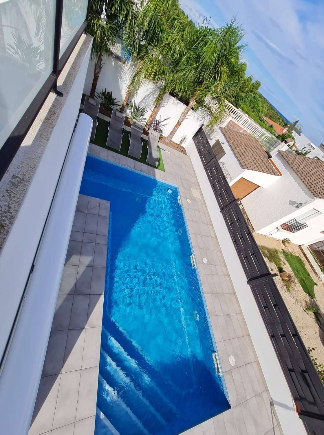 Hermosa casa moderna con piscina privada