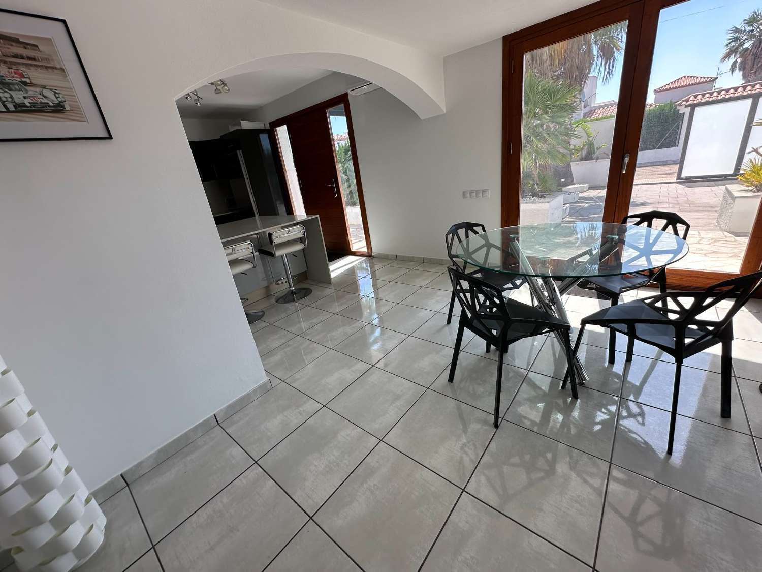 Grande maison moderne avec vue mer et grande piscine privée !