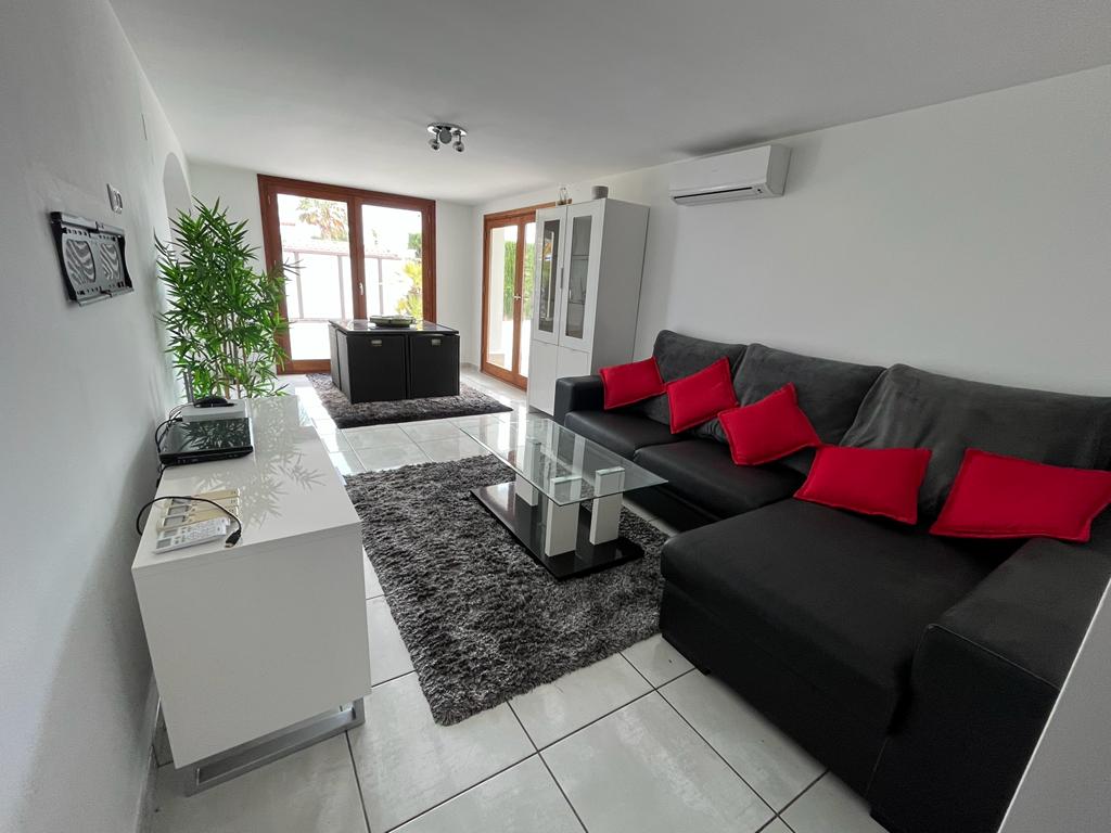 Grande maison moderne avec vue mer et grande piscine privée !