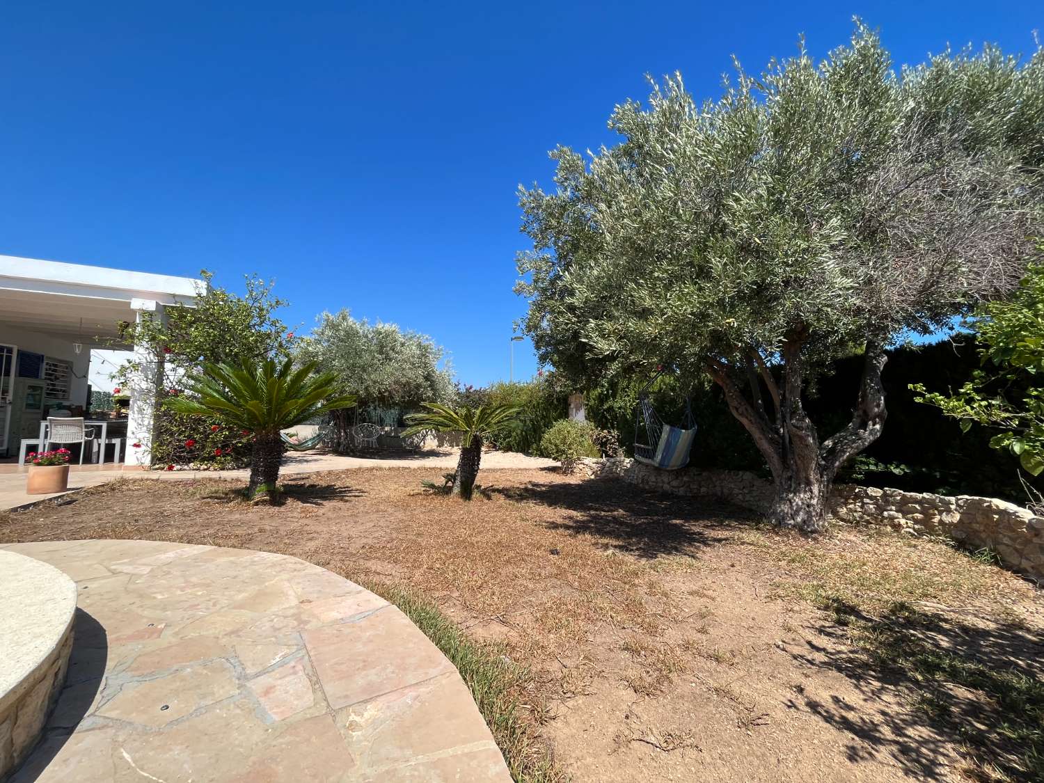 Maison avec studio indépendant et piscine, à 600m de la mer