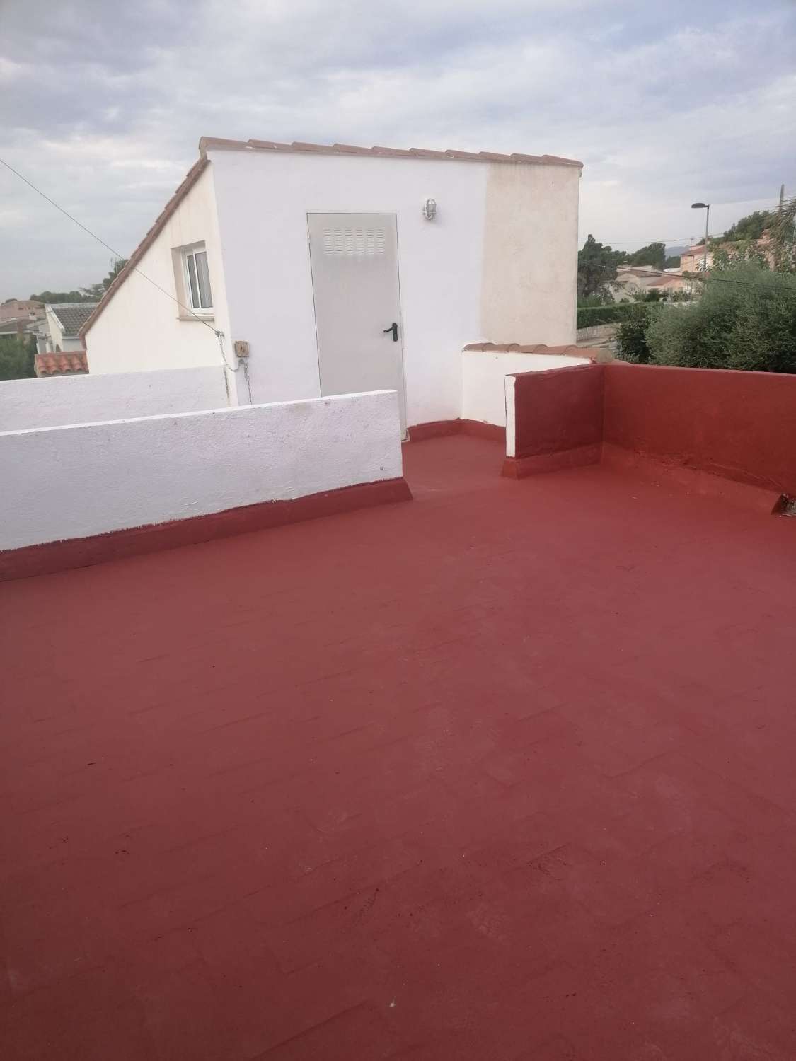 Maison avec studio indépendant et piscine, à 600m de la mer