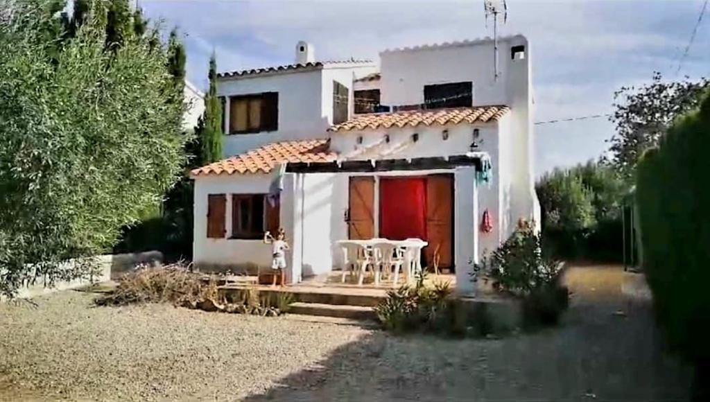 In Las 3 Calas, individual villa of 98 m2,