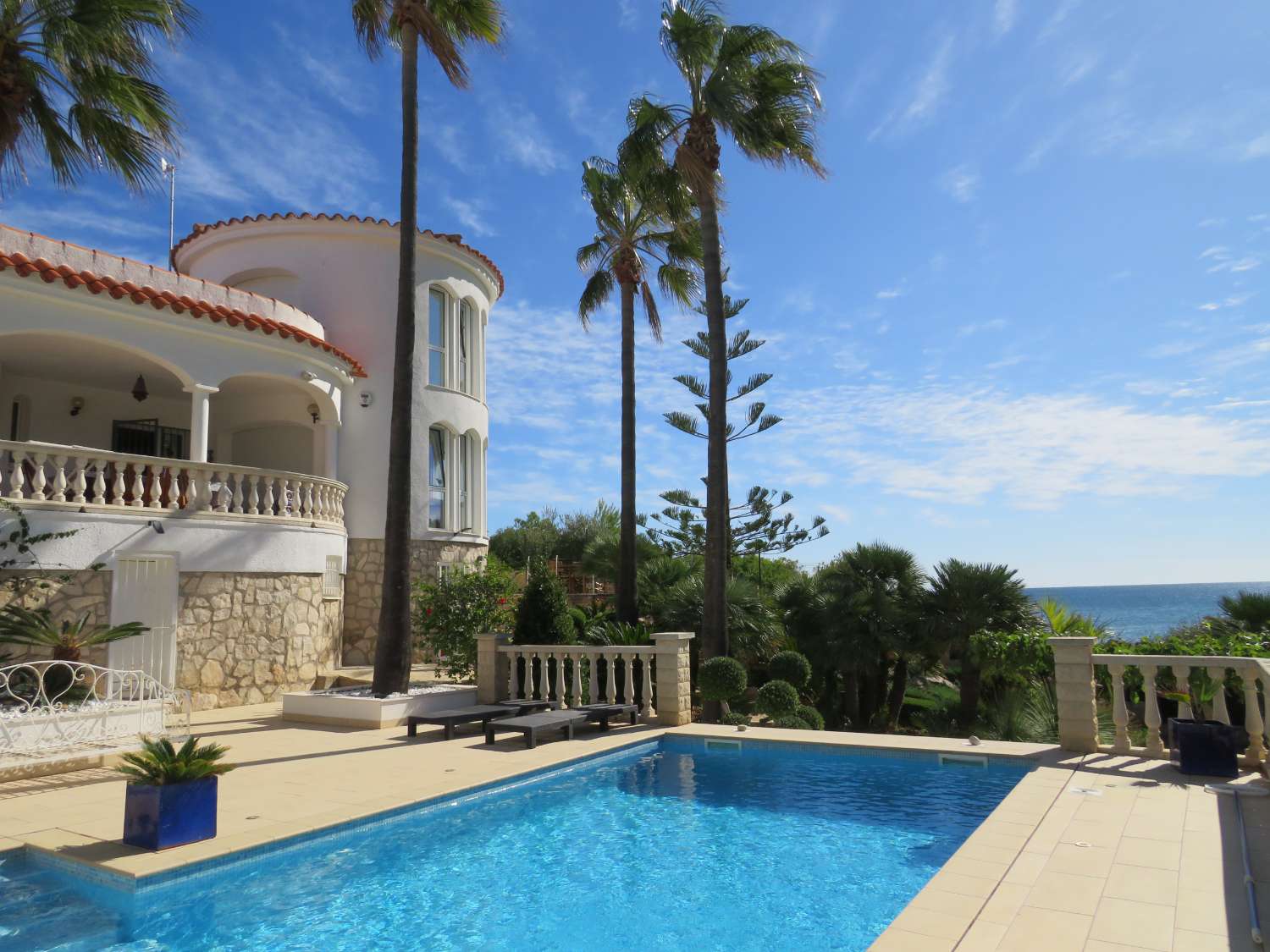 Spectaculaire ! Belle maison en première ligne de de mer !