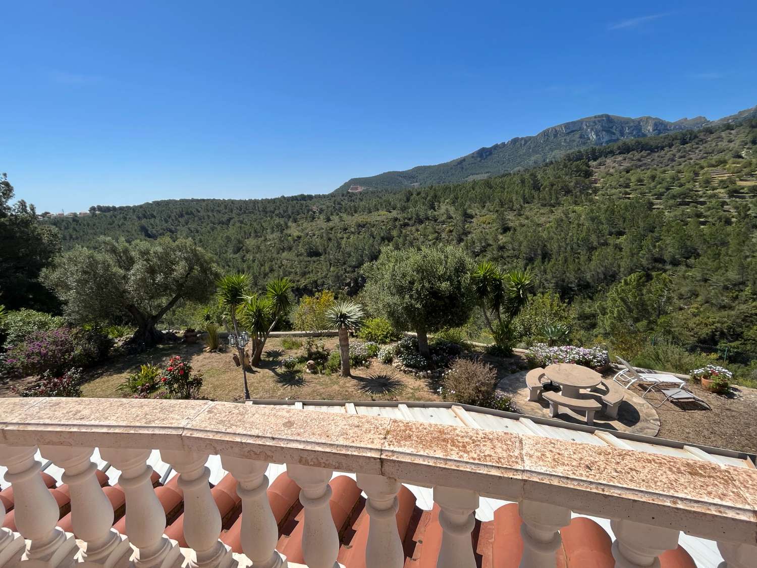 Rare, belle maison avec vue imprenable sur la montagne