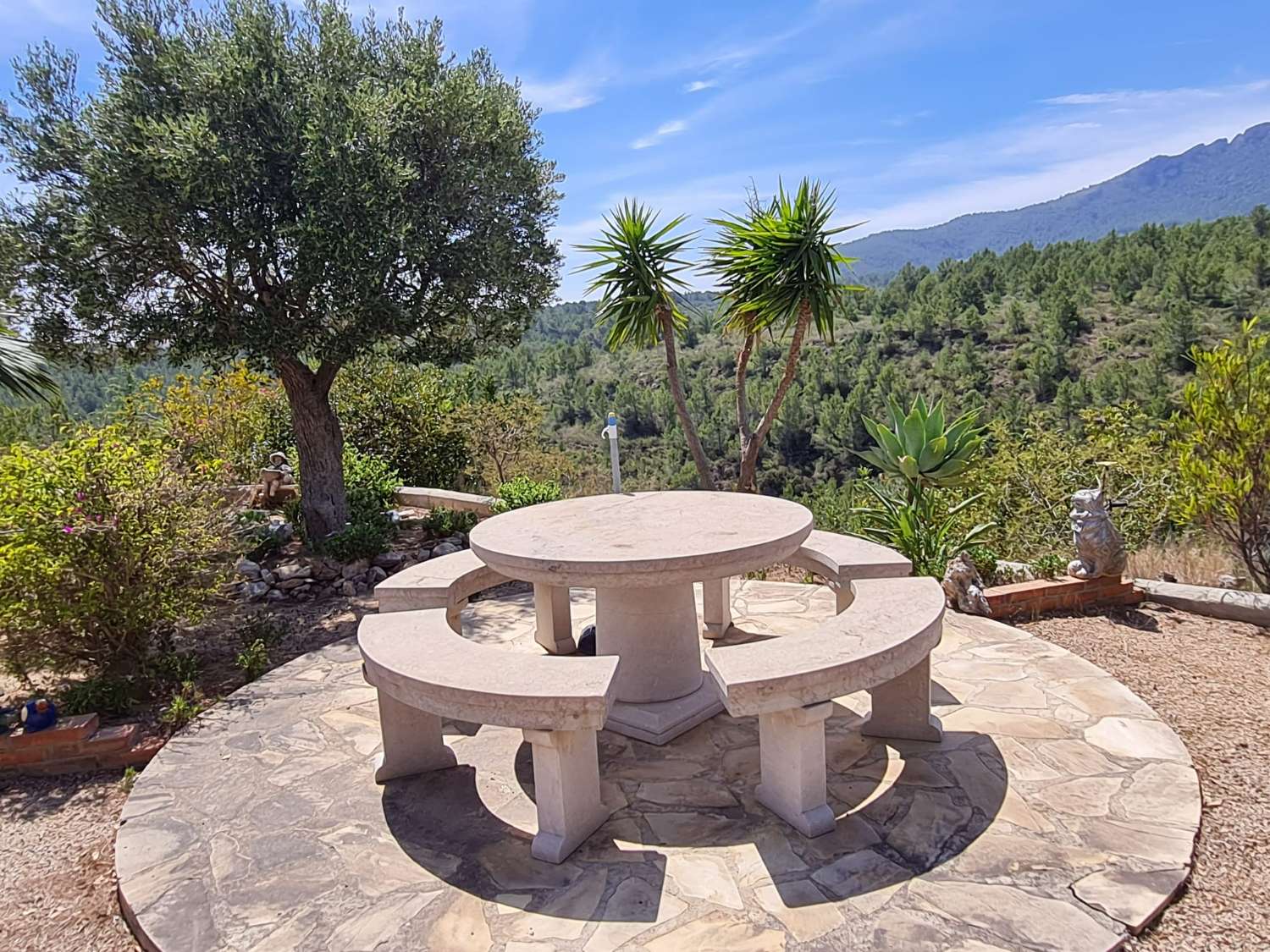 Rare, belle maison avec vue imprenable sur la montagne