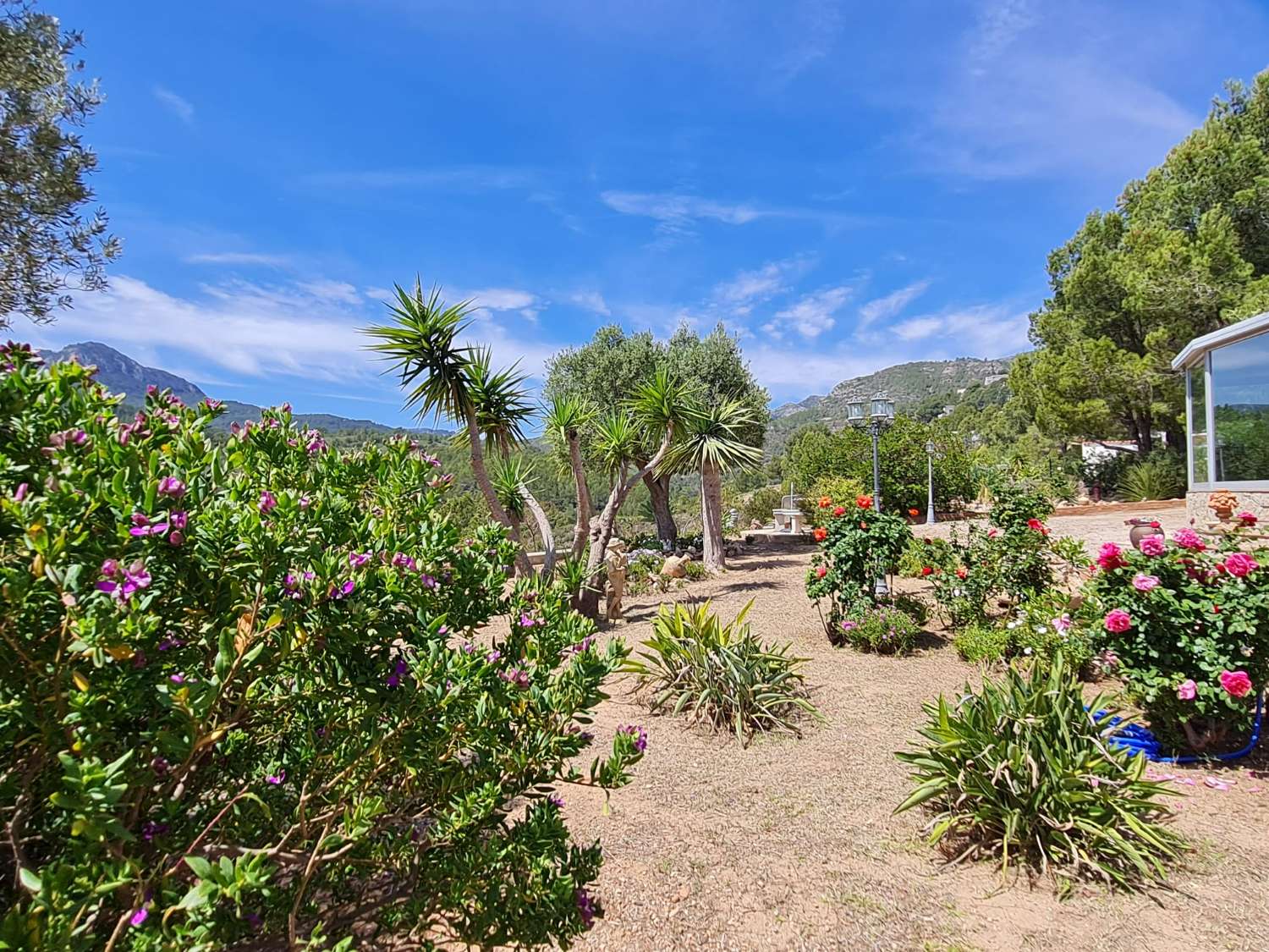 Rare, belle maison avec vue imprenable sur la montagne