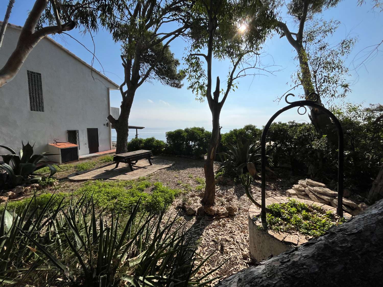 Villa on the first line of the sea, with incredible views of the Mediterranean