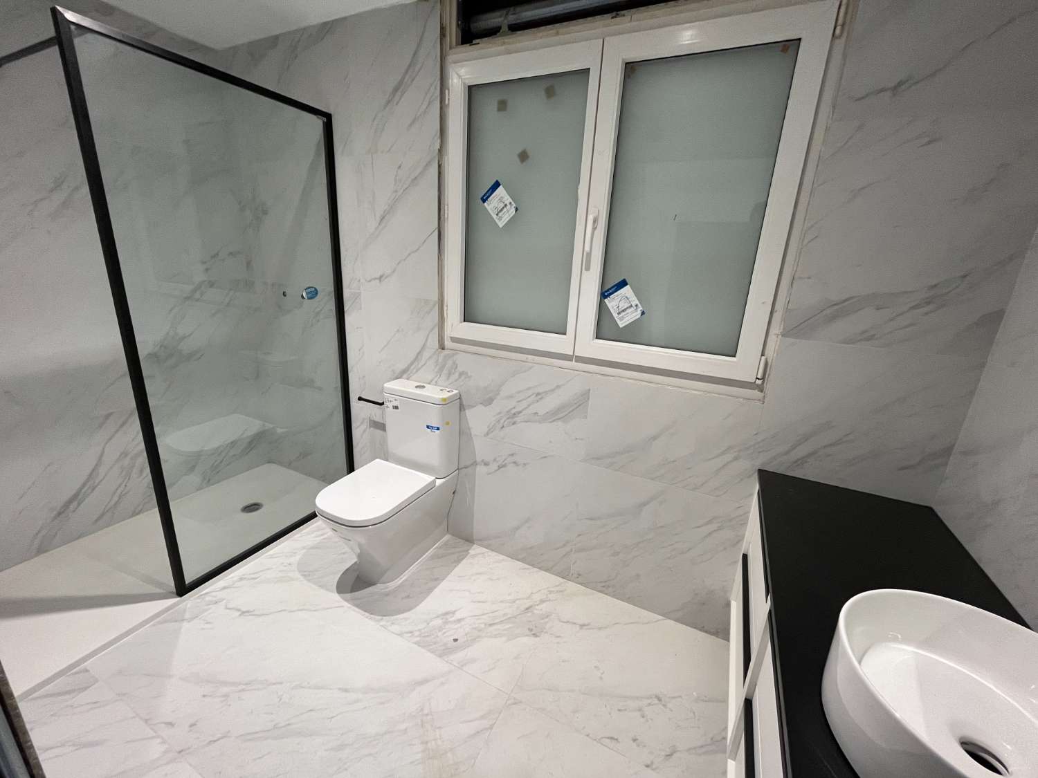 Moderna casa unifamiliar con piscina privada
