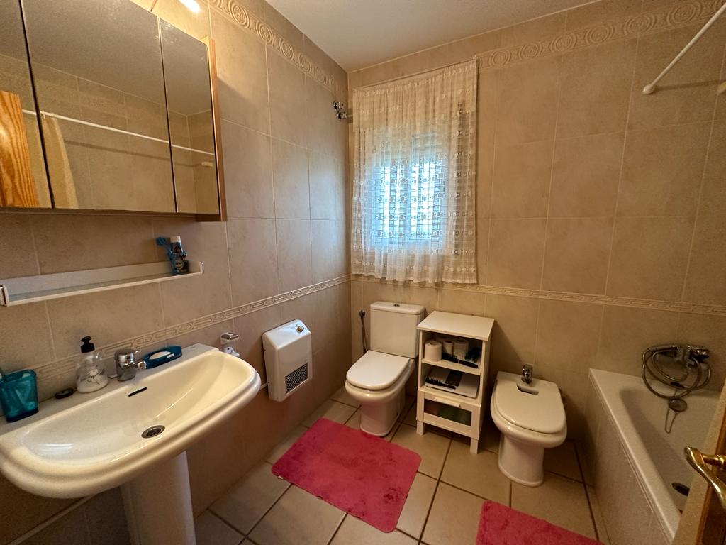 Casa unifamiliar con piscina privada