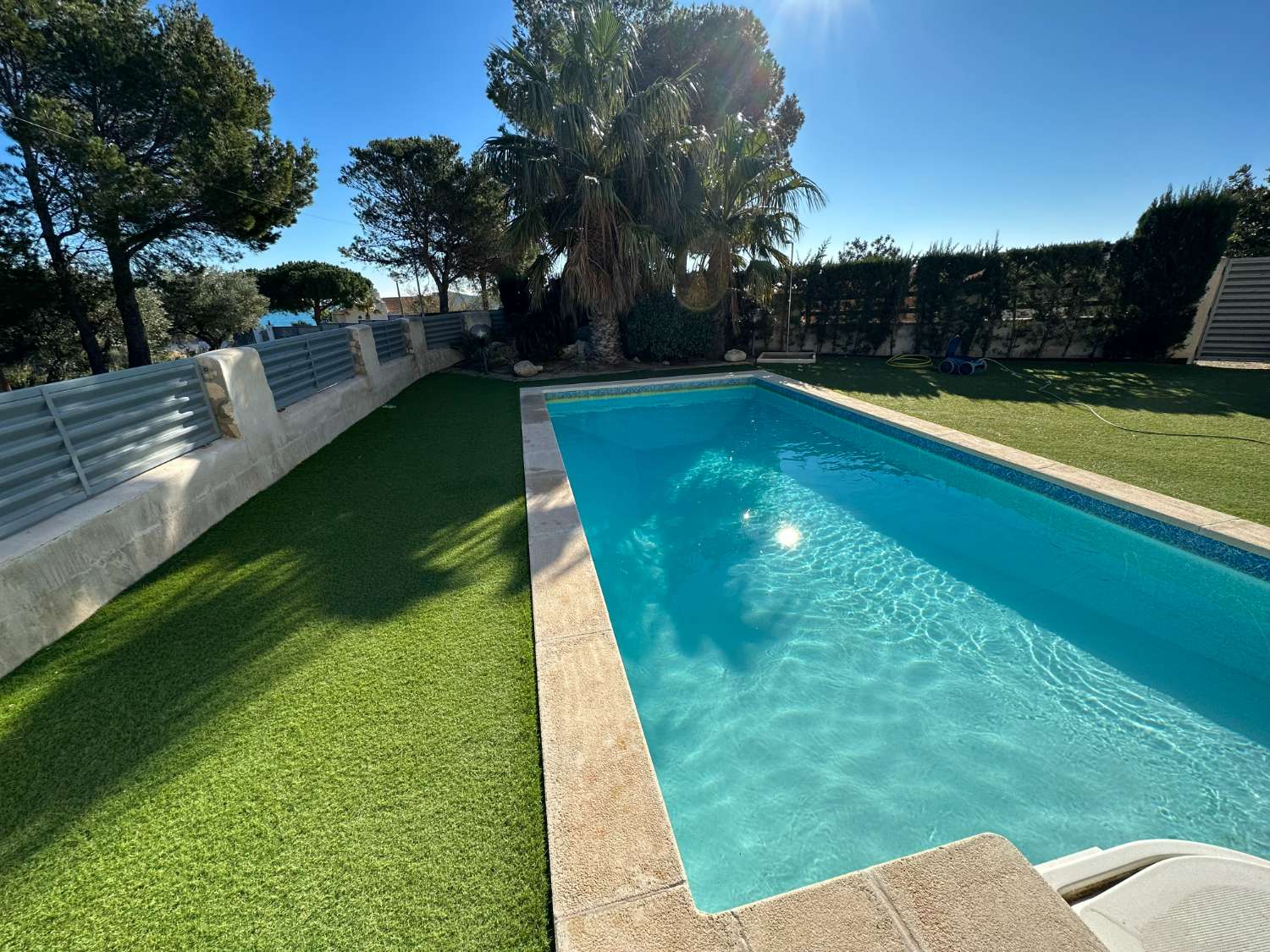 Gran vila per a 11 persones amb vista al mar i piscina privada!