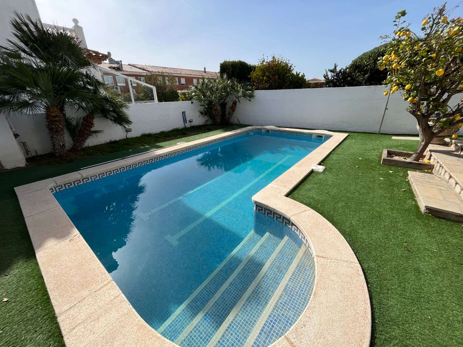 Superb semi-detached house in Miami Platja 300 meters from the coves!